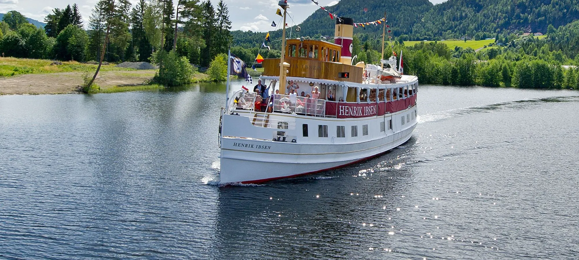 Dalen Hotel - cruise from Ulefoss locks